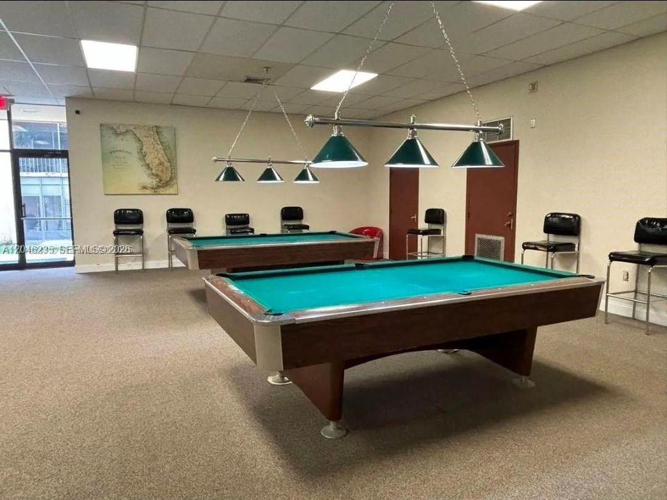 For Rent: $2,150 (2 beds, 2 baths, 1235 Square Feet)