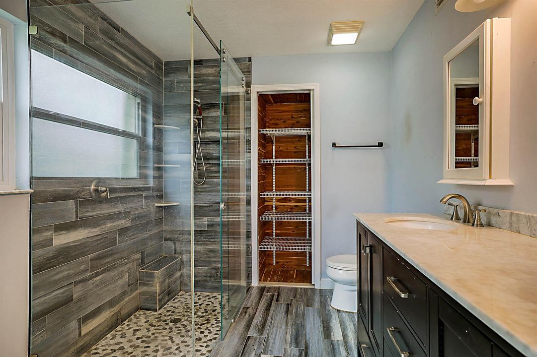 3570 Woods Walk Blvd -22