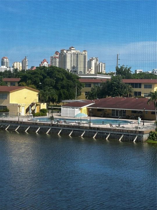В аренду: $2,400 (2 спален, 1 ванн, 0 Квадратных фут)