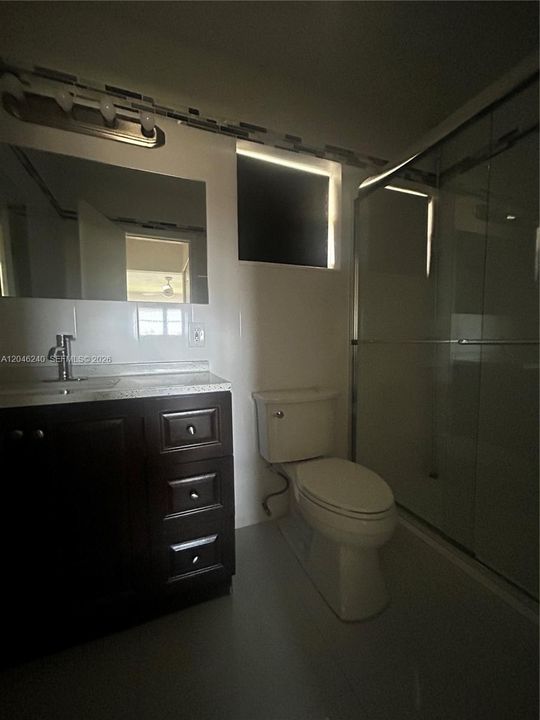 В аренду: $2,400 (2 спален, 1 ванн, 0 Квадратных фут)
