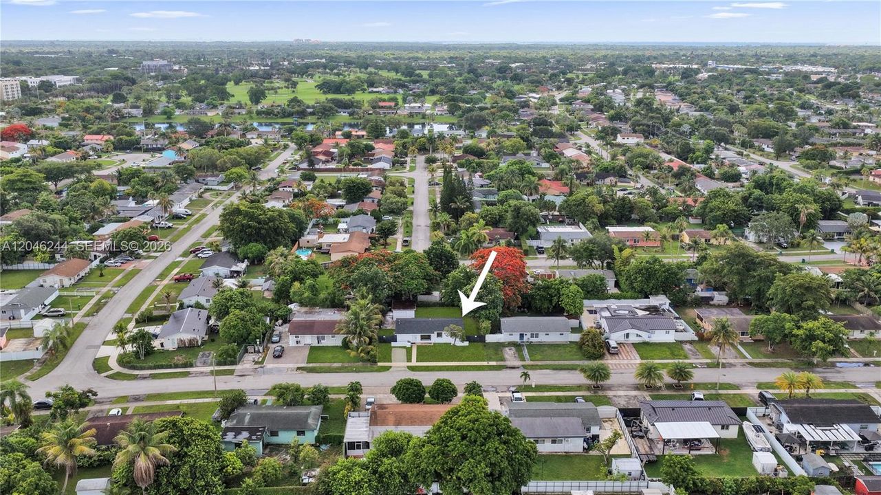 For Sale: $520,000 (3 beds, 1 baths, 1058 Square Feet)