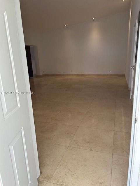 В аренду: $4,250 (3 спален, 2 ванн, 1505 Квадратных фут)