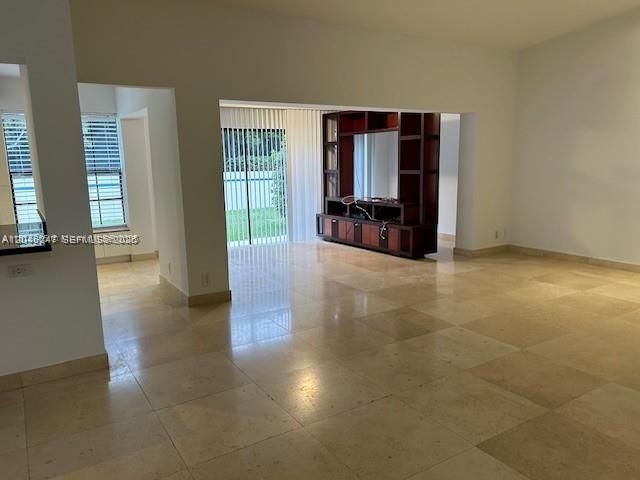 В аренду: $4,250 (3 спален, 2 ванн, 1505 Квадратных фут)