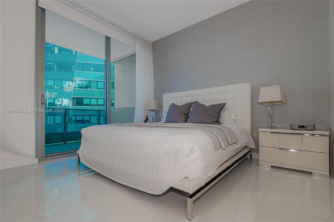 For Rent: $7,000 (2 beds, 2 baths, 1237 Square Feet)