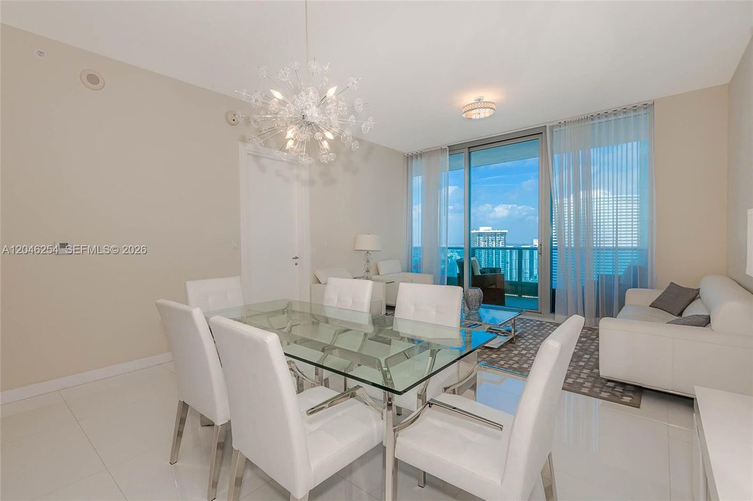 For Rent: $7,000 (2 beds, 2 baths, 1237 Square Feet)