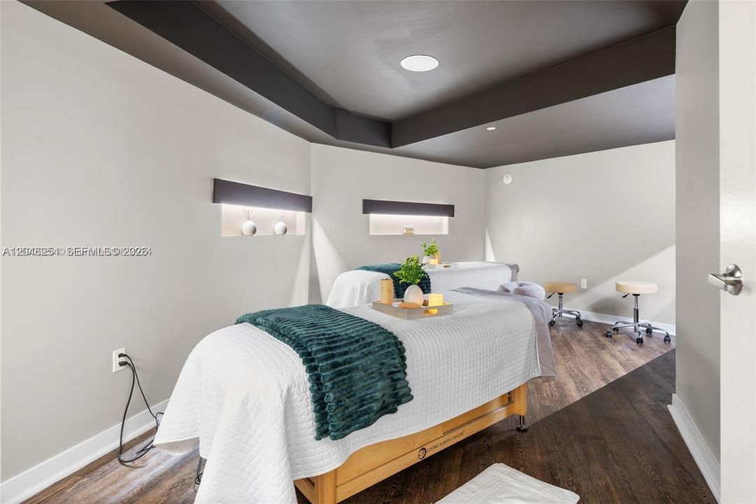 For Rent: $7,000 (2 beds, 2 baths, 1237 Square Feet)