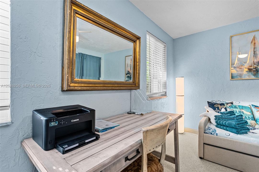 En Venta: $964,900 (3 camas, 3 baños, 2496 Pies cuadrados)