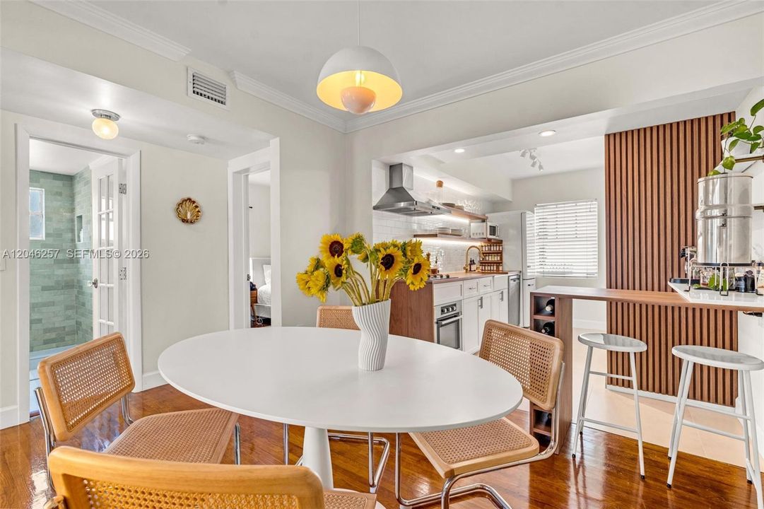 For Rent: $3,200 (1 beds, 1 baths, 660 Square Feet)