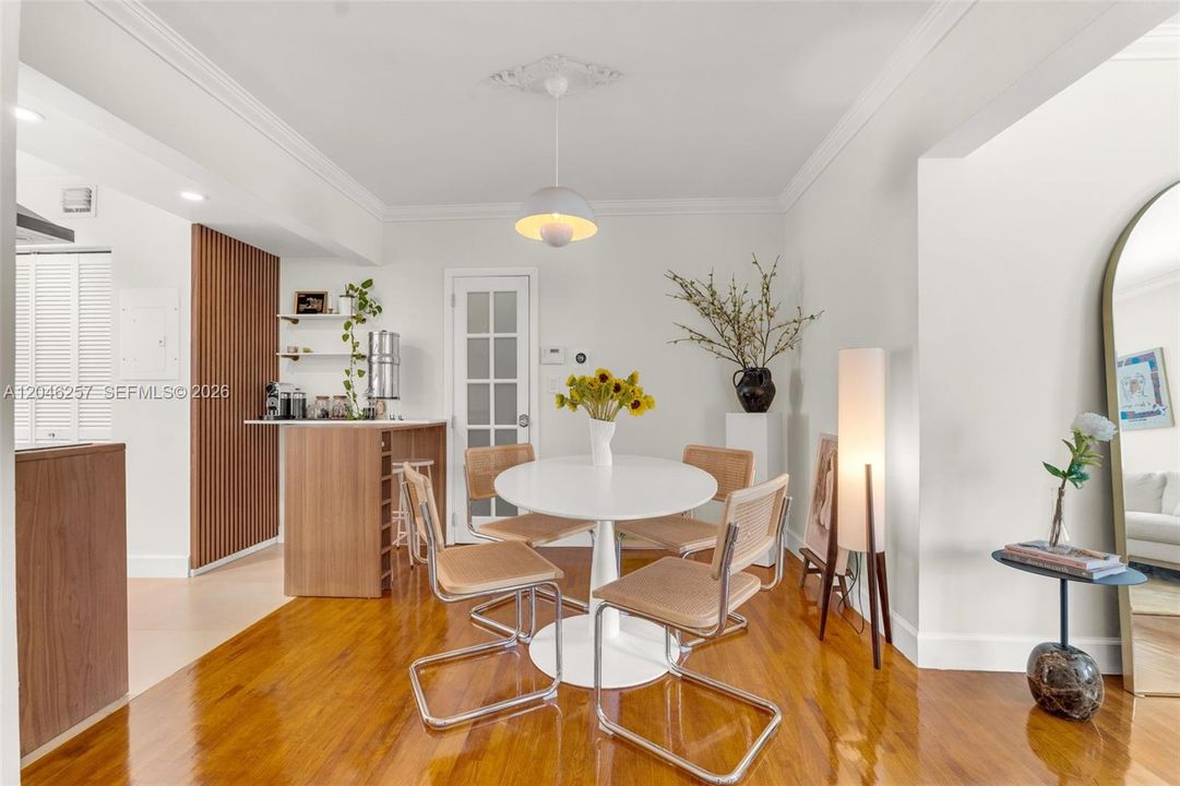 For Rent: $3,200 (1 beds, 1 baths, 660 Square Feet)