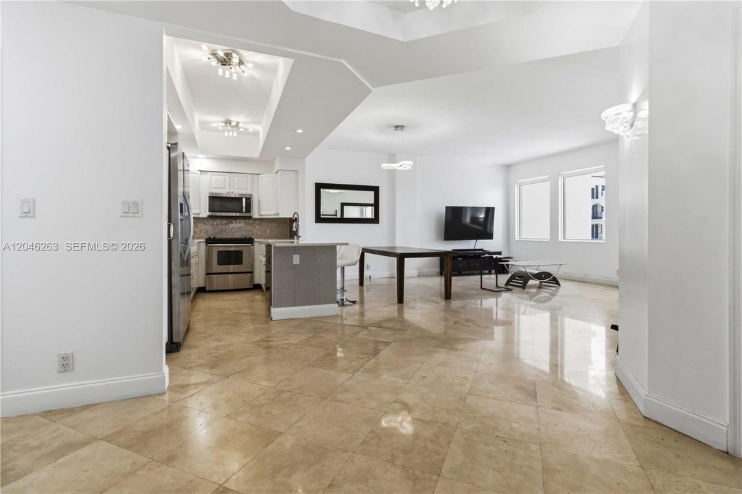 На продажу: $695,000 (3 спален, 2 ванн, 1640 Квадратных фут)