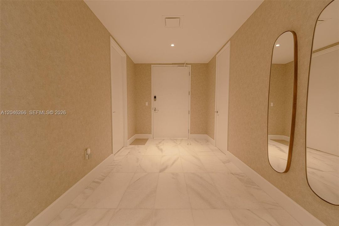 En Renta: $23,500 (4 camas, 4 baños, 2586 Pies cuadrados)