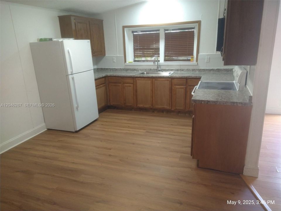 For Rent: $1,750 (2 beds, 2 baths, 1170 Square Feet)