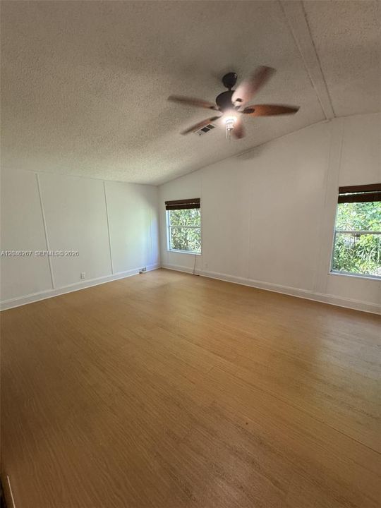 For Rent: $1,750 (2 beds, 2 baths, 1170 Square Feet)