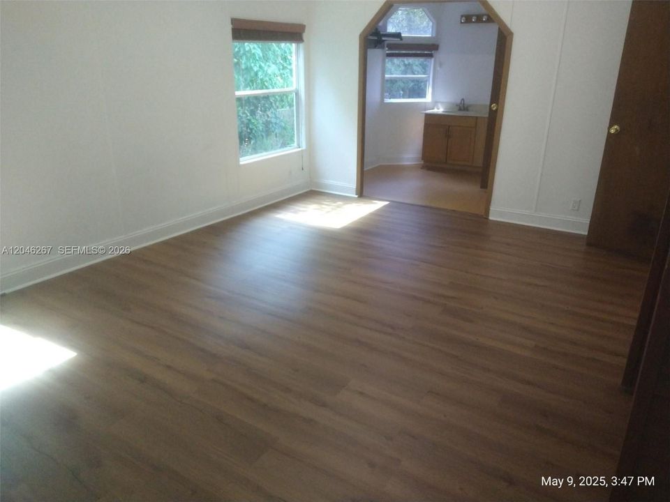 For Rent: $1,750 (2 beds, 2 baths, 1170 Square Feet)