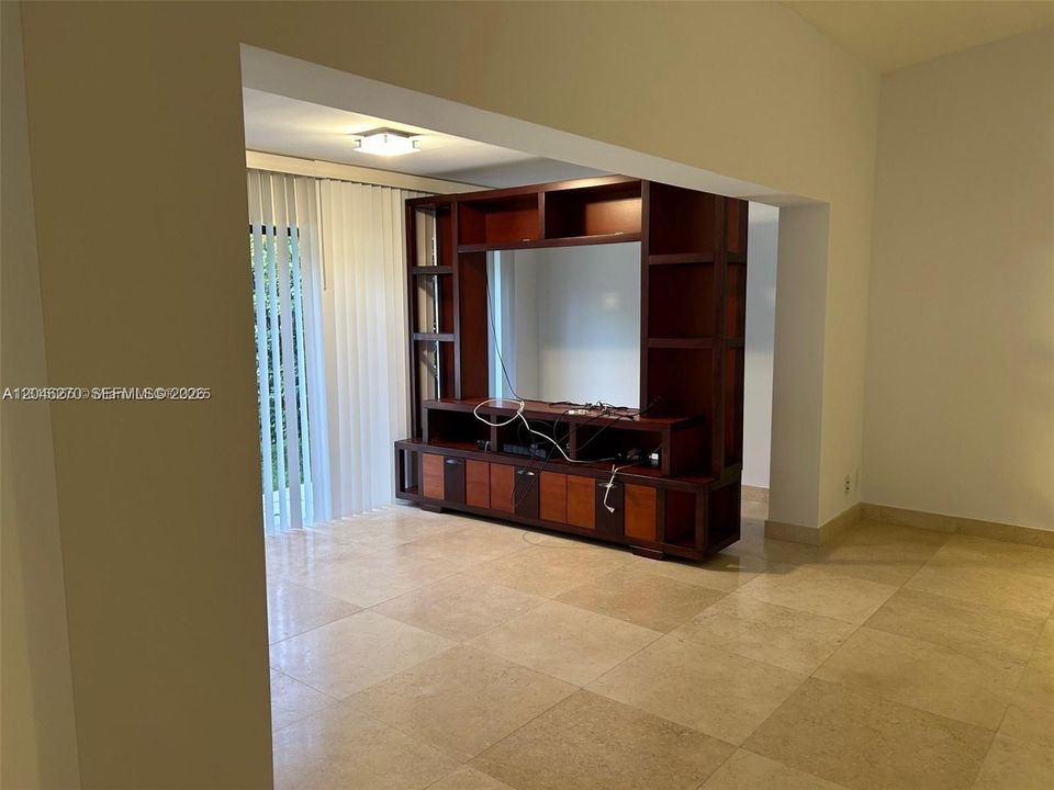 На продажу: $665,000 (3 спален, 2 ванн, 1505 Квадратных фут)