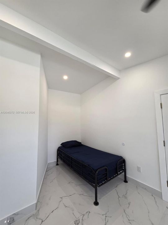 В аренду: $2,495 (3 спален, 2 ванн, 1157 Квадратных фут)