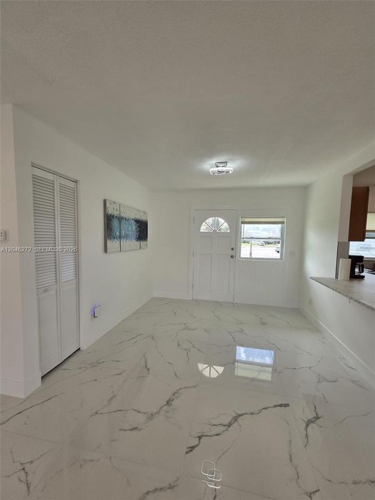 В аренду: $2,495 (3 спален, 2 ванн, 1157 Квадратных фут)