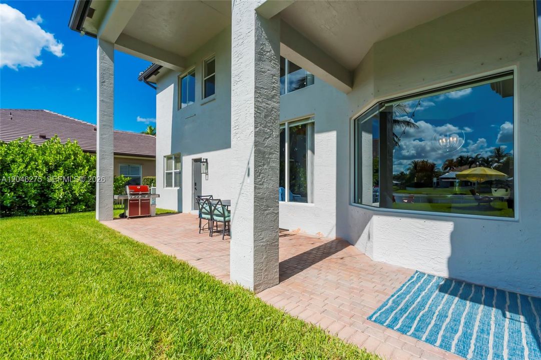 En Venta: $1,895,000 (5 camas, 4 baños, 4264 Pies cuadrados)
