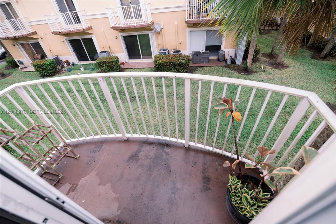 En Venta: $405,000 (3 camas, 2 baños, 0 Pies cuadrados)
