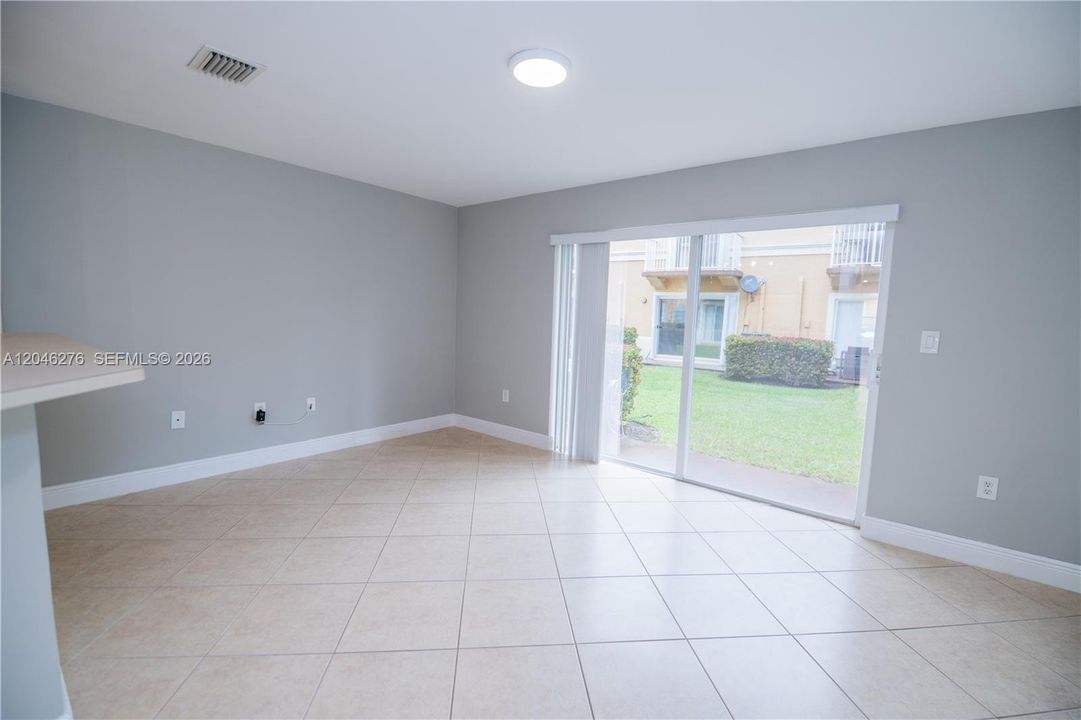 En Venta: $405,000 (3 camas, 2 baños, 0 Pies cuadrados)