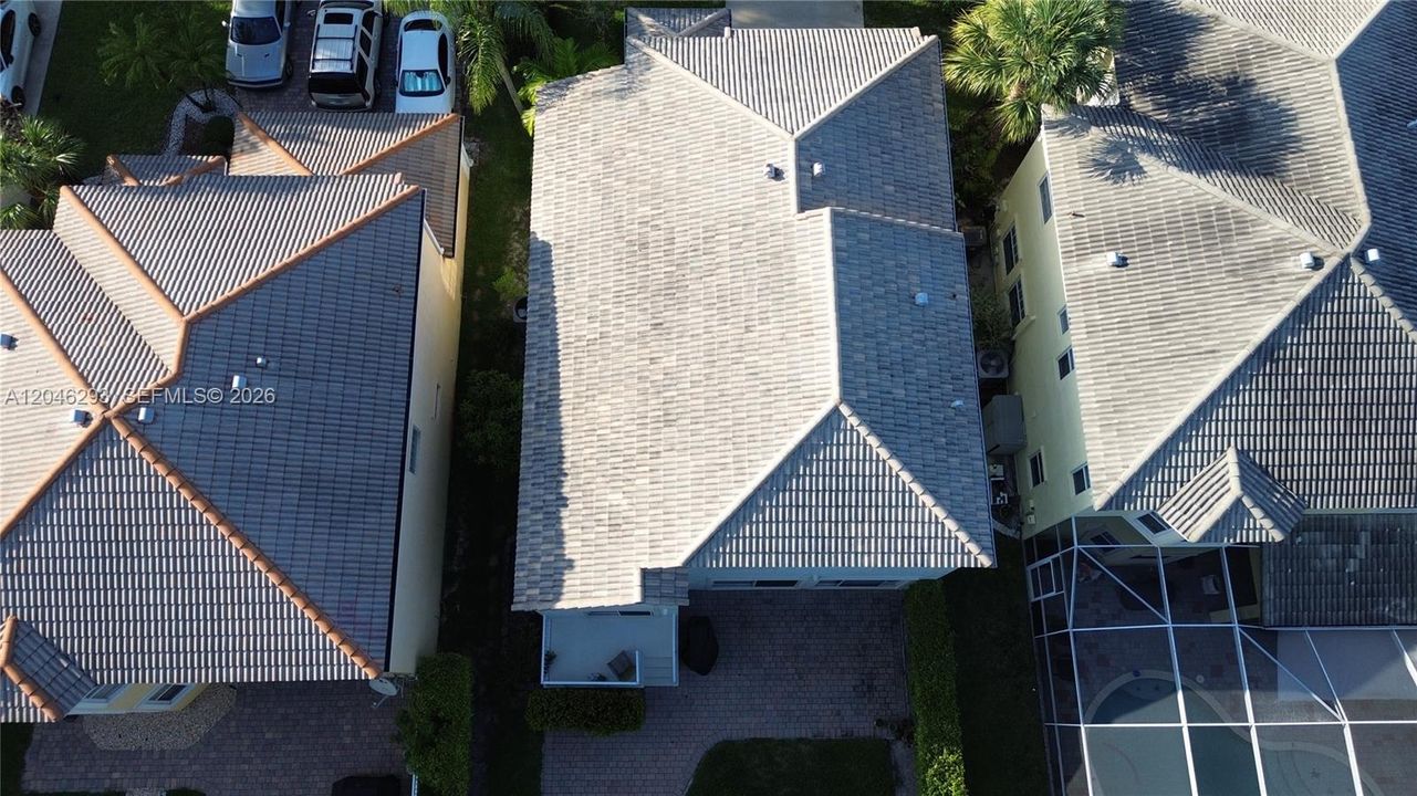 For Sale: $630,000 (4 beds, 3 baths, 2244 Square Feet)