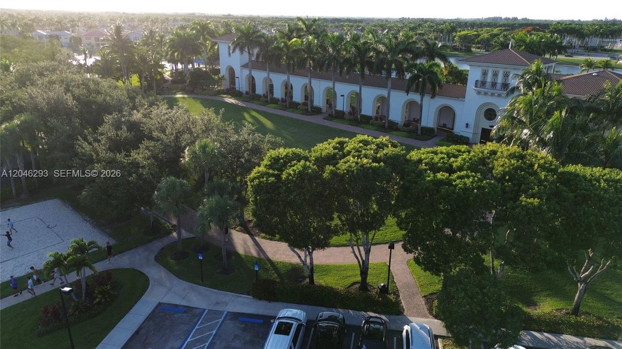 For Sale: $630,000 (4 beds, 3 baths, 2244 Square Feet)