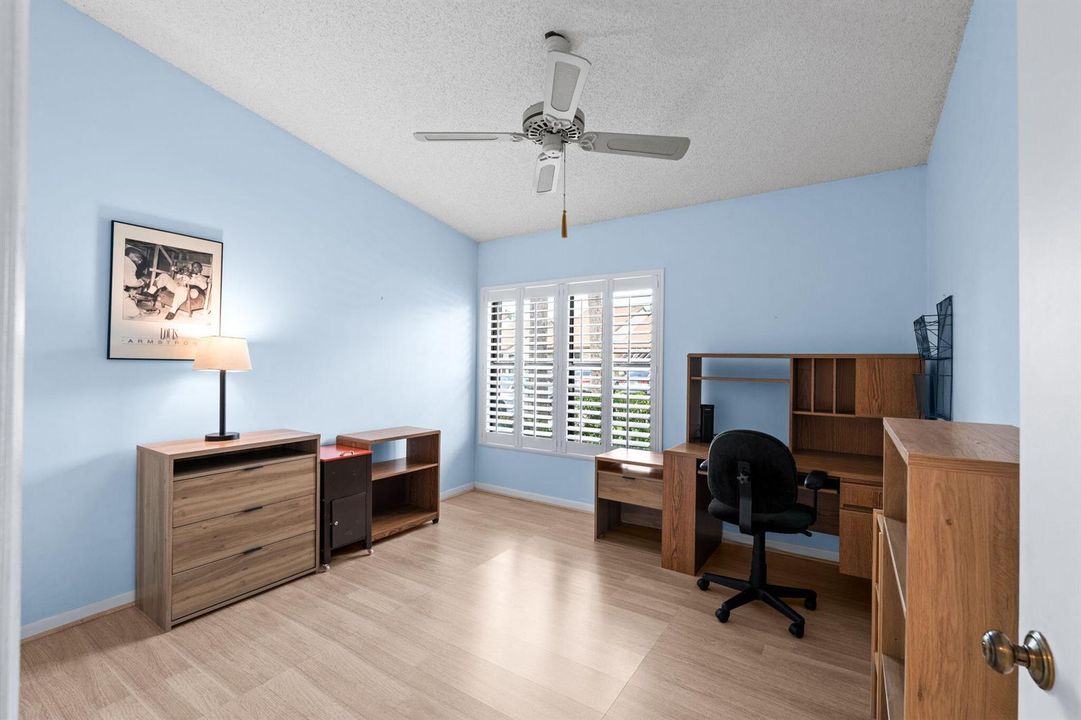 22-web-or-mls-A7409066
