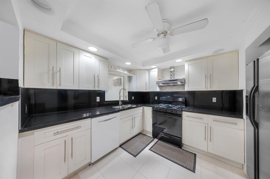 2326 Harding St-Hollywood, Rotem-3
