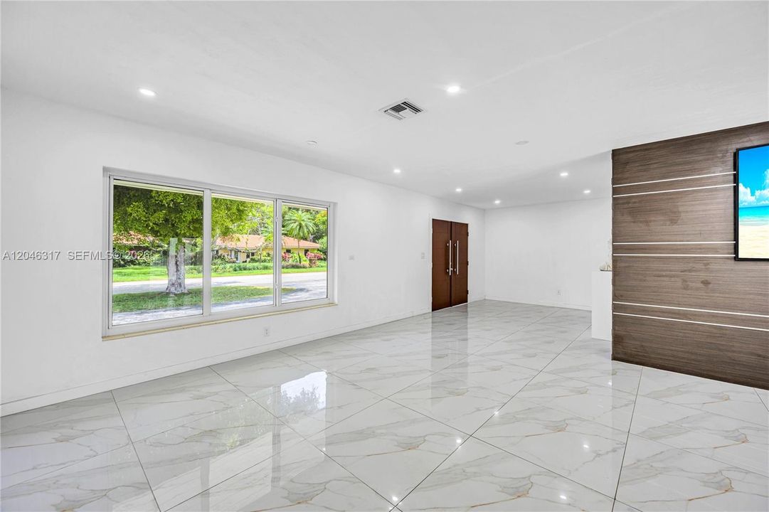 For Rent: $11,000 (4 beds, 4 baths, 3346 Square Feet)