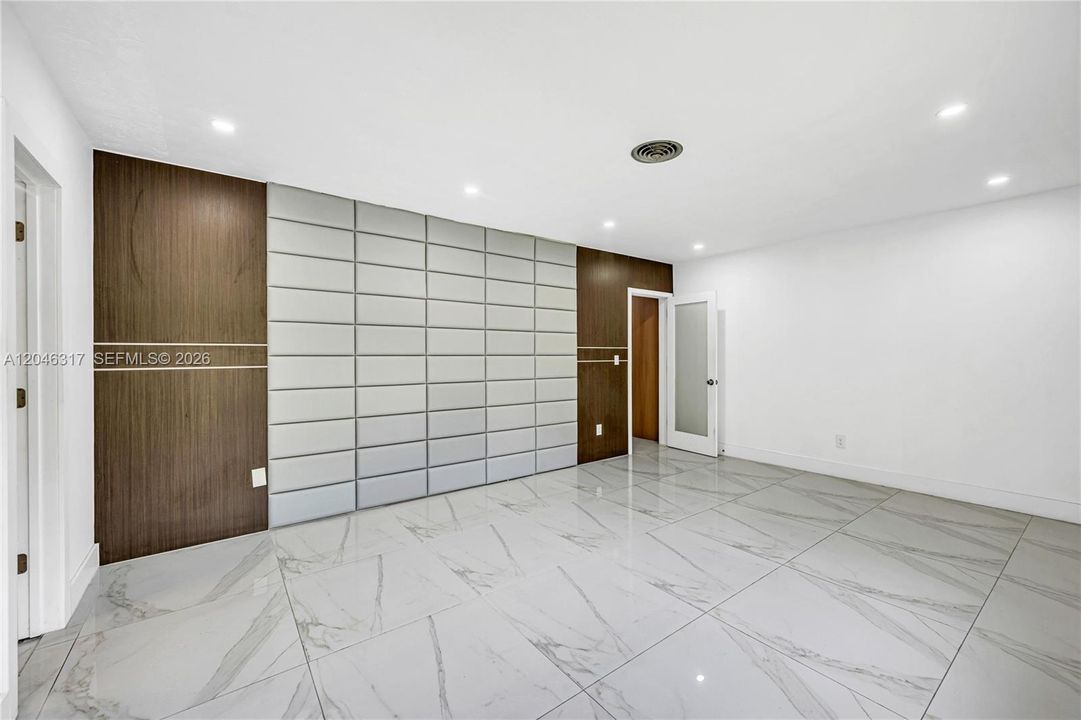 For Rent: $11,000 (4 beds, 4 baths, 3346 Square Feet)