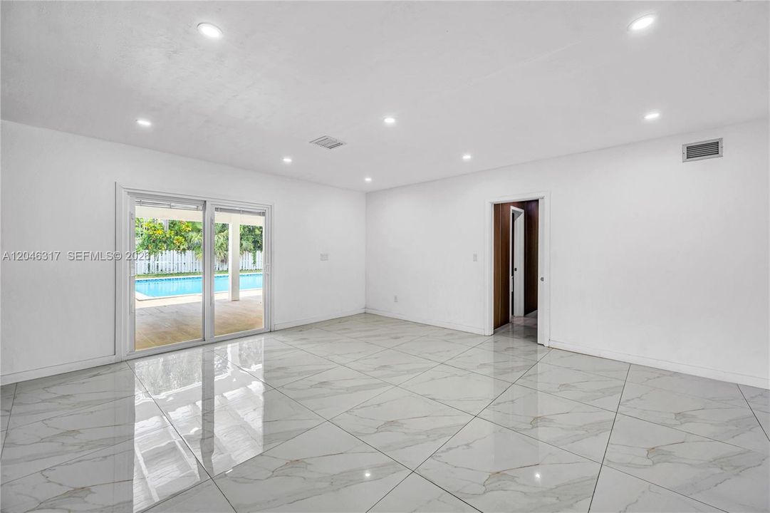 For Rent: $11,000 (4 beds, 4 baths, 3346 Square Feet)
