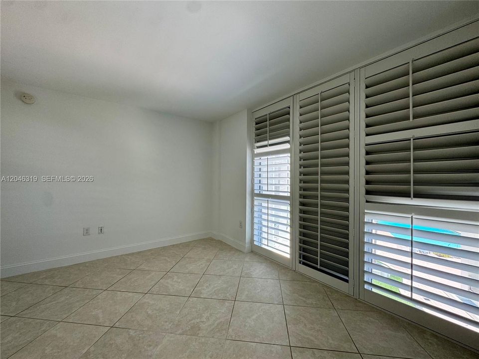 For Rent: $5,500 (2 beds, 2 baths, 1153 Square Feet)