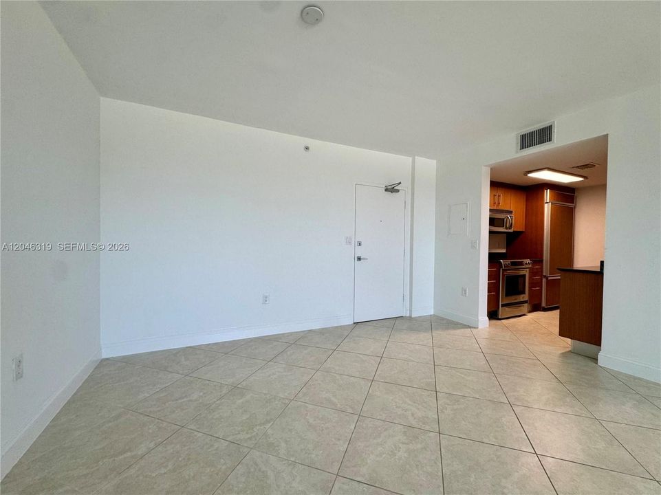 For Rent: $5,500 (2 beds, 2 baths, 1153 Square Feet)