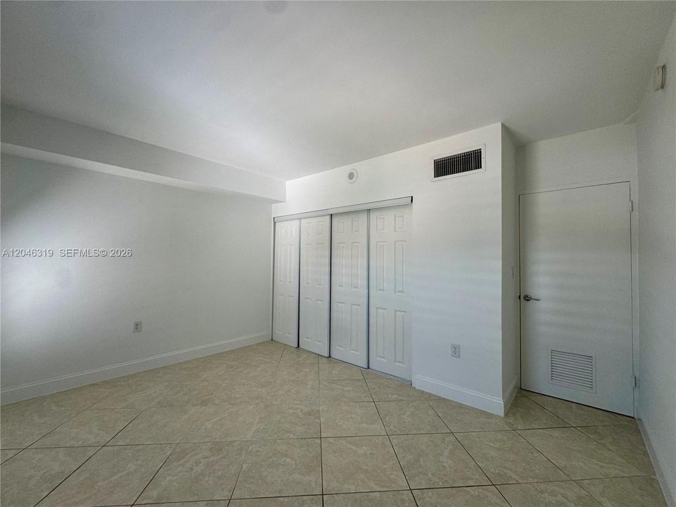 For Rent: $5,500 (2 beds, 2 baths, 1153 Square Feet)