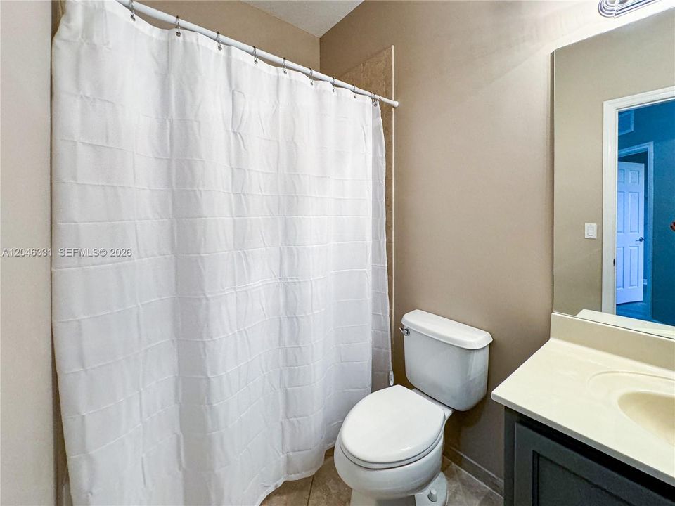 В аренду: $2,700 (3 спален, 2 ванн, 1628 Квадратных фут)