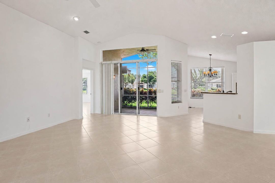 7387 Tonga Ct (6)