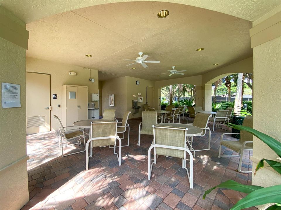 Clubhouse Ammenities (30)