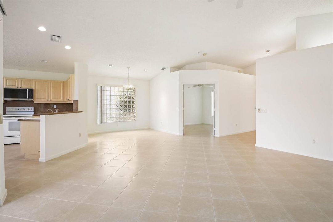 7387 Tonga Ct (10)