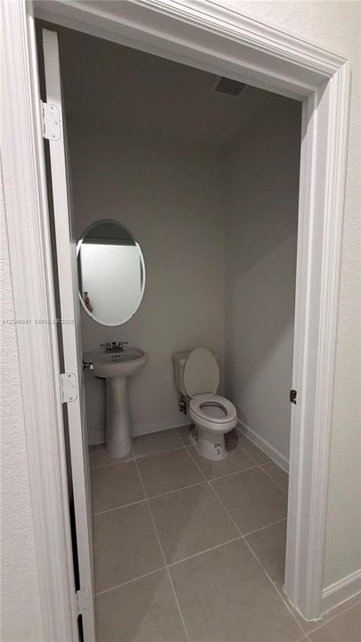 В аренду: $4,700 (5 спален, 3 ванн, 3105 Квадратных фут)