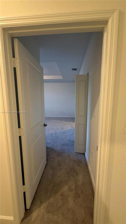 В аренду: $4,700 (5 спален, 3 ванн, 3105 Квадратных фут)
