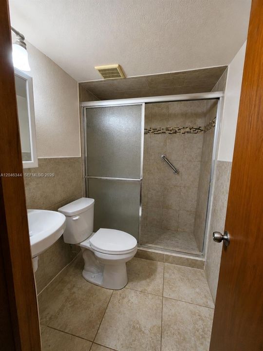 En Venta: $324,000 (3 camas, 2 baños, 0 Pies cuadrados)