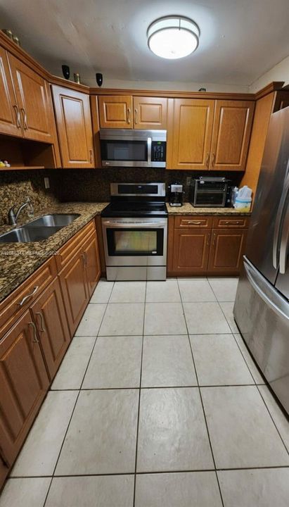 En Venta: $324,000 (3 camas, 2 baños, 0 Pies cuadrados)