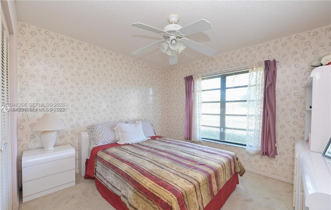 В аренду: $4,500 (4 спален, 2 ванн, 2316 Квадратных фут)