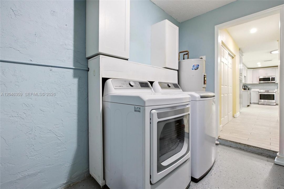 На продажу: $499,999 (3 спален, 2 ванн, 1855 Квадратных фут)