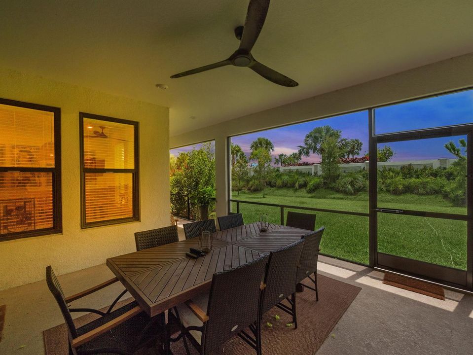 Covered/Screened Patio