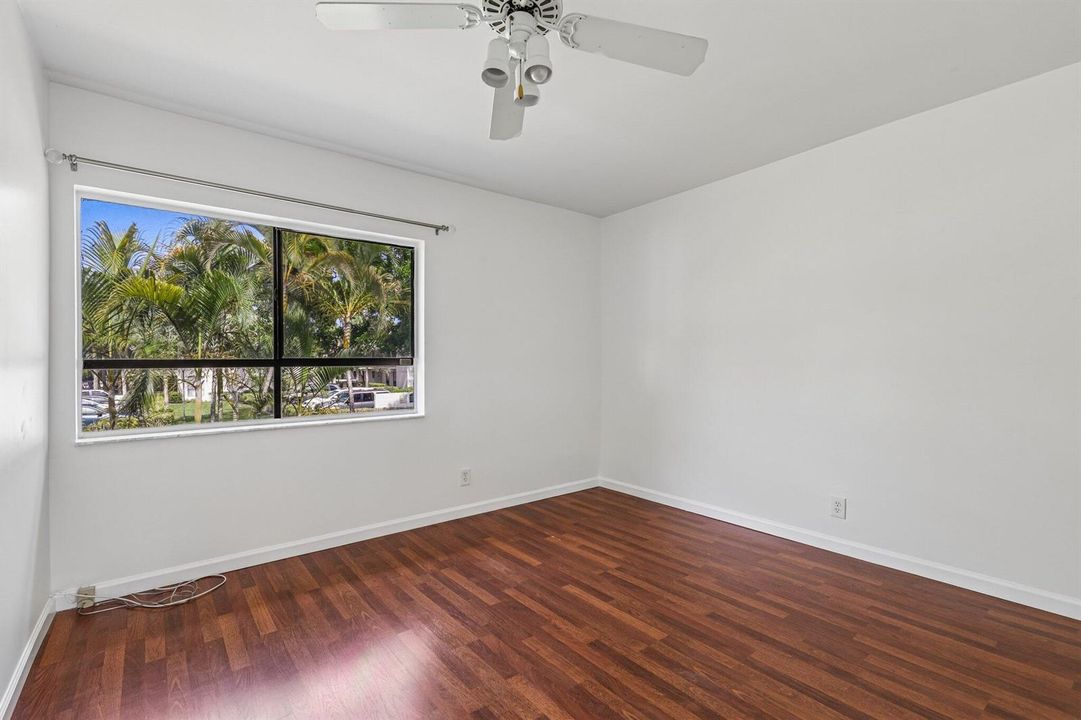 22-web-or-mls-NW 2nd Ave-S2906-022