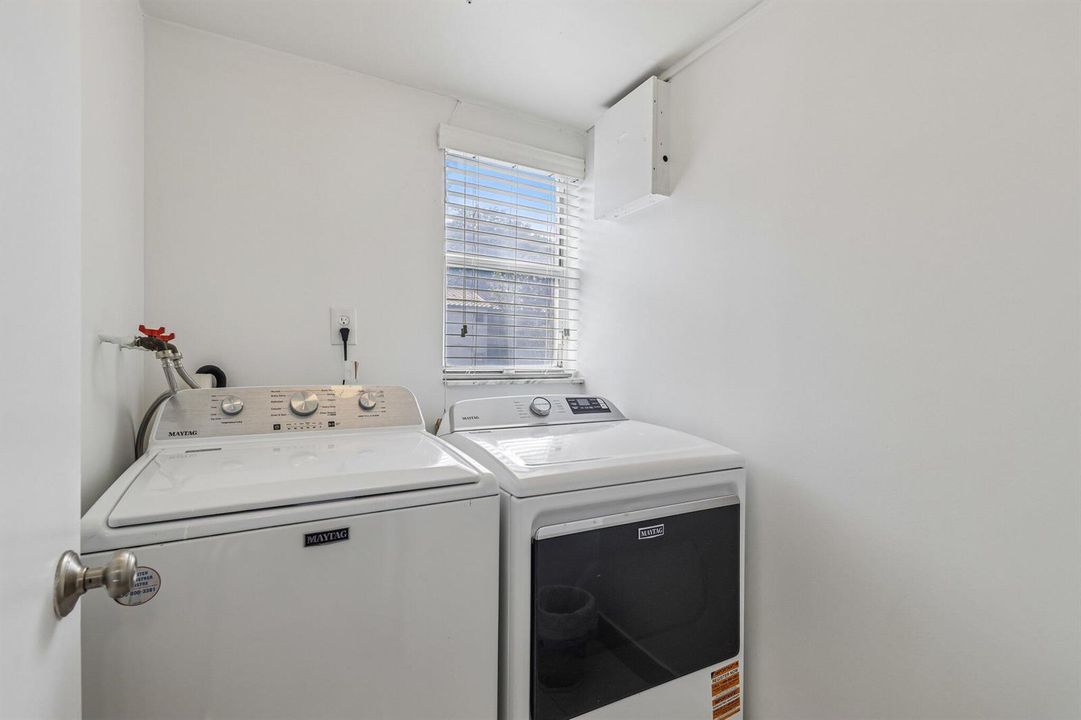 18-web-or-mls-NW 2nd Ave-S2906-018