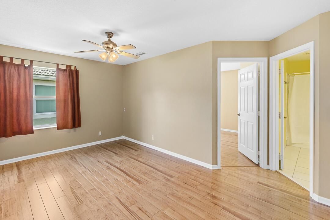 3516 NW Deer Oak Drive-18