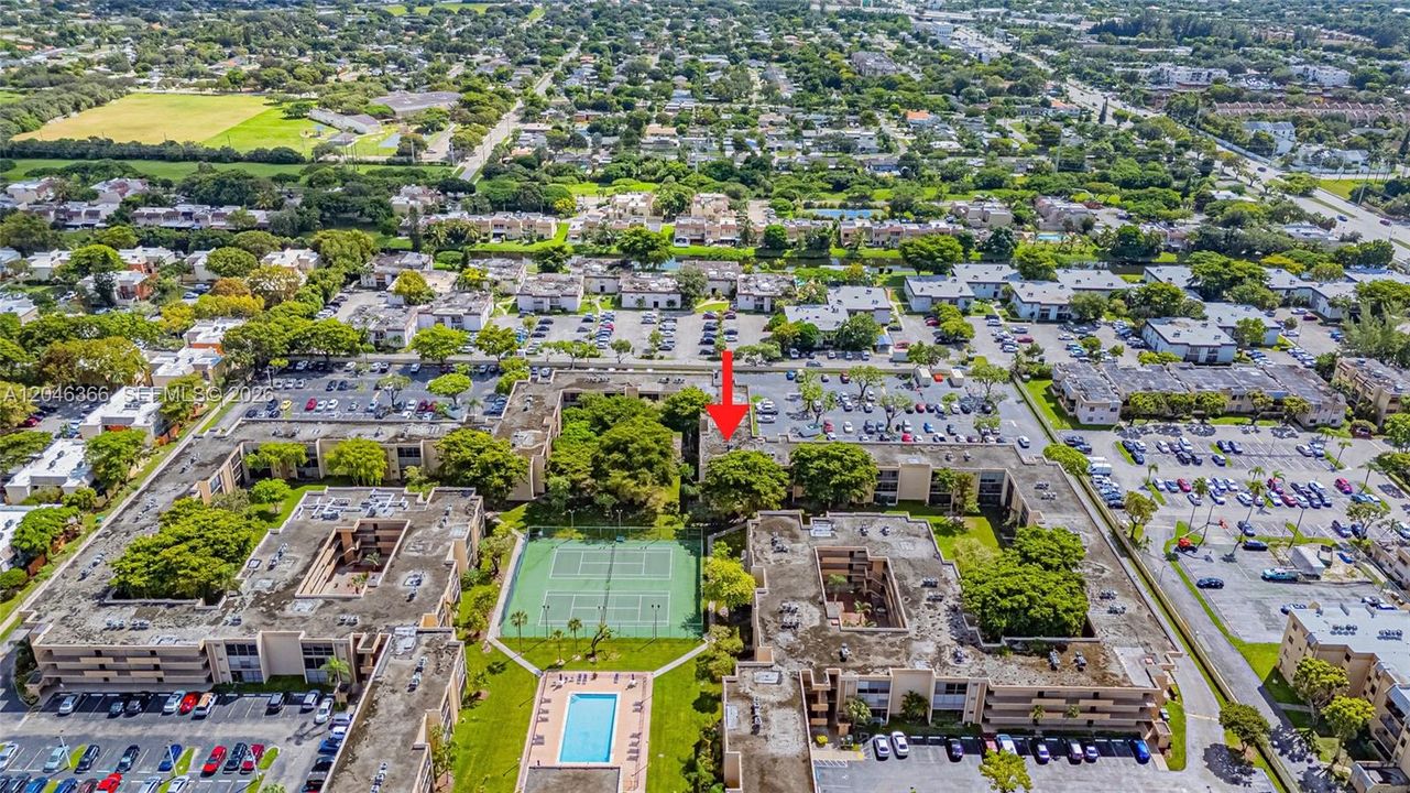 For Rent: $2,300 (2 beds, 2 baths, 1235 Square Feet)