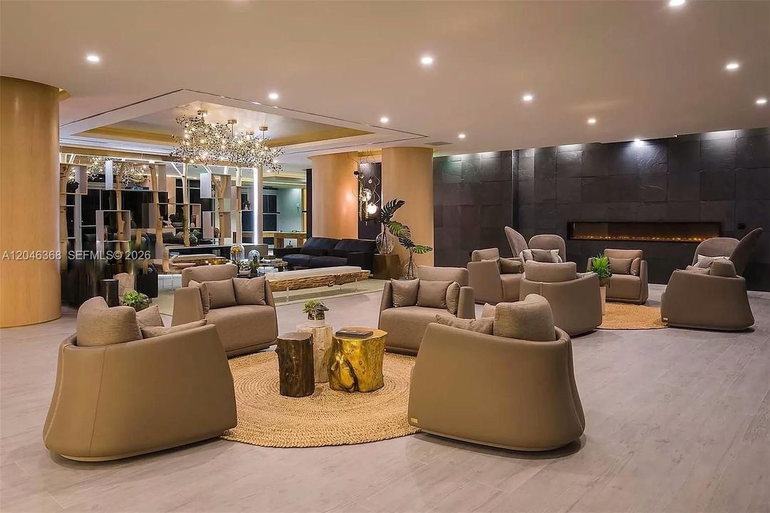 For Rent: $3,500 (1 beds, 1 baths, 710 Square Feet)